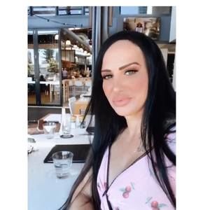 Meet your Posher, Kristina